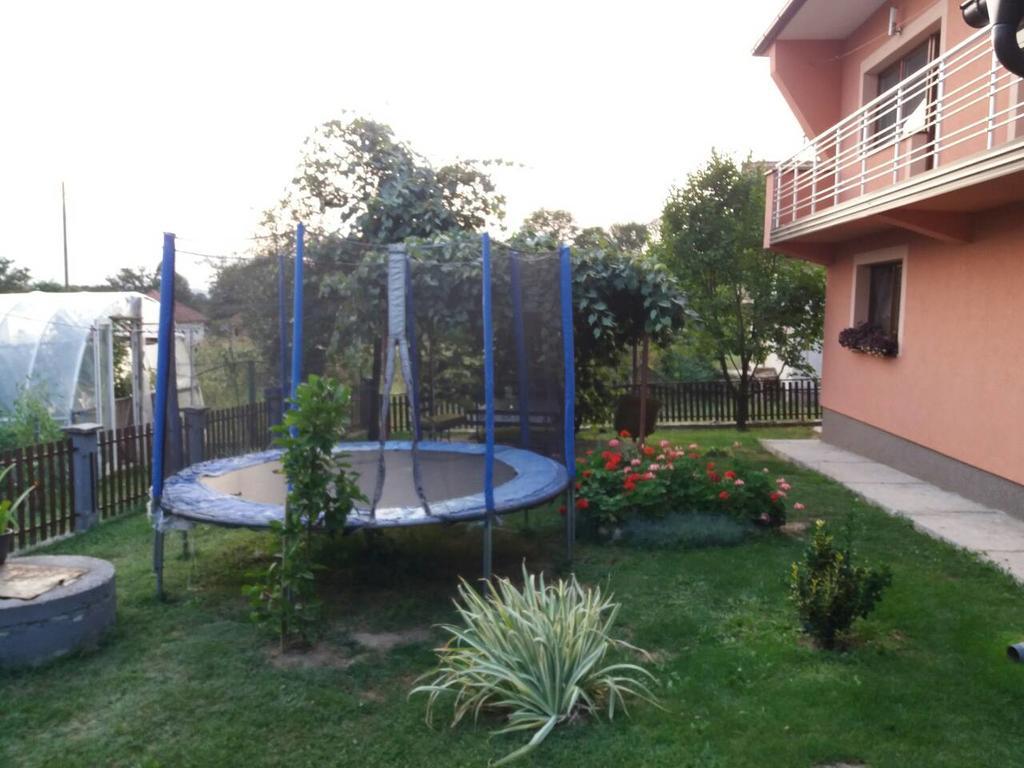 Guest House Ahmo Halilcevic Dubrave Gornje Exterior foto